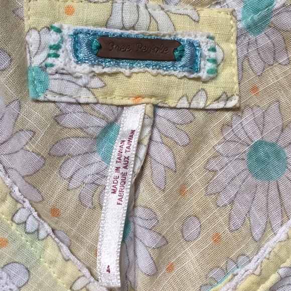Free People cotton blouse. Size 4. - Picture 2 of 4